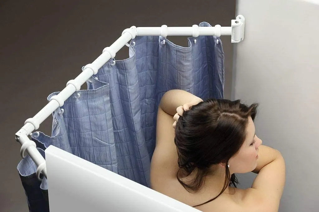 EXTEND-A-SHOWER CURT. ROD